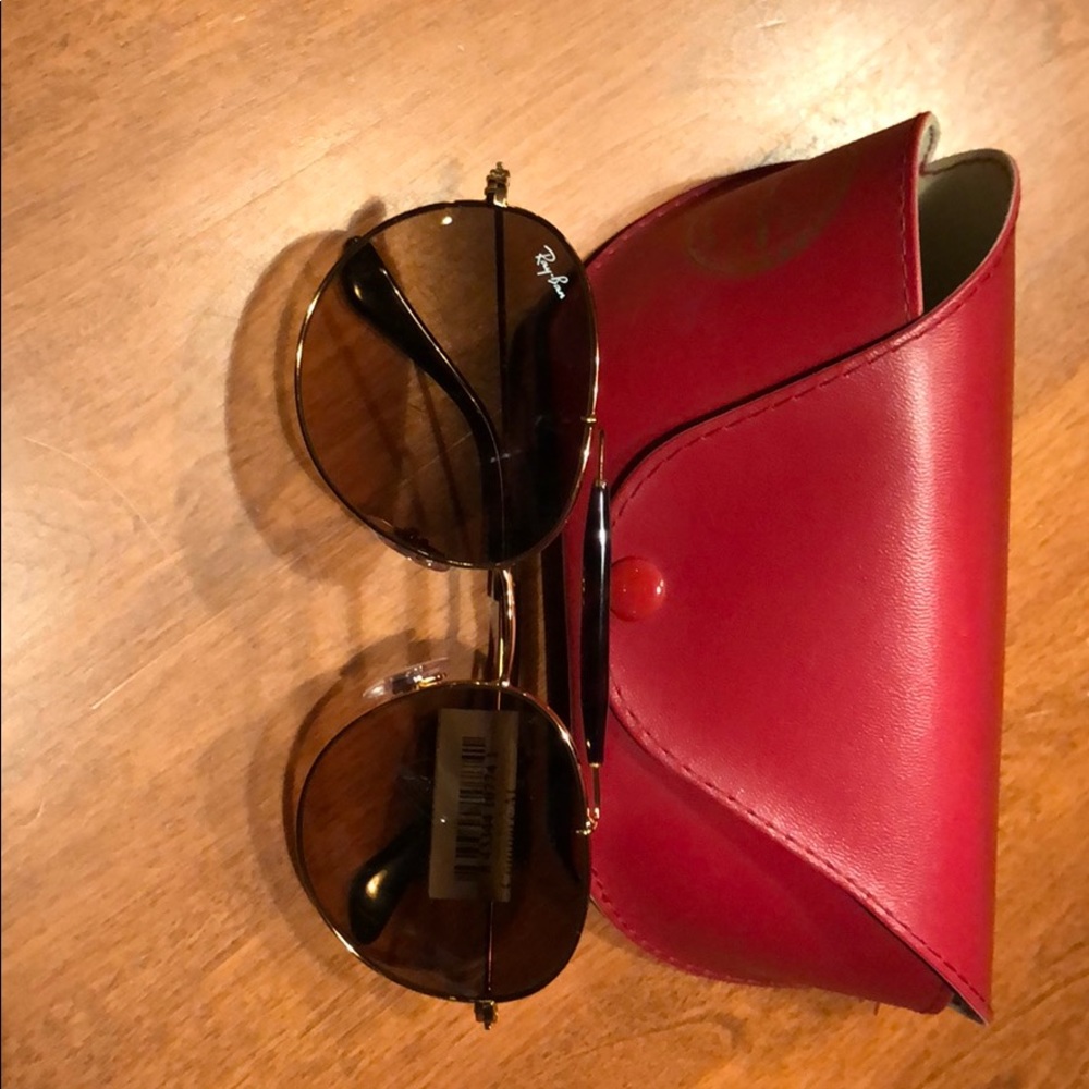 Ray Ban